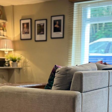 Beautiful Townhouse Next To Royal Victoria Park And Botanical Gardens Within Easy Walking Distance To Bath City Centre エクステリア 写真