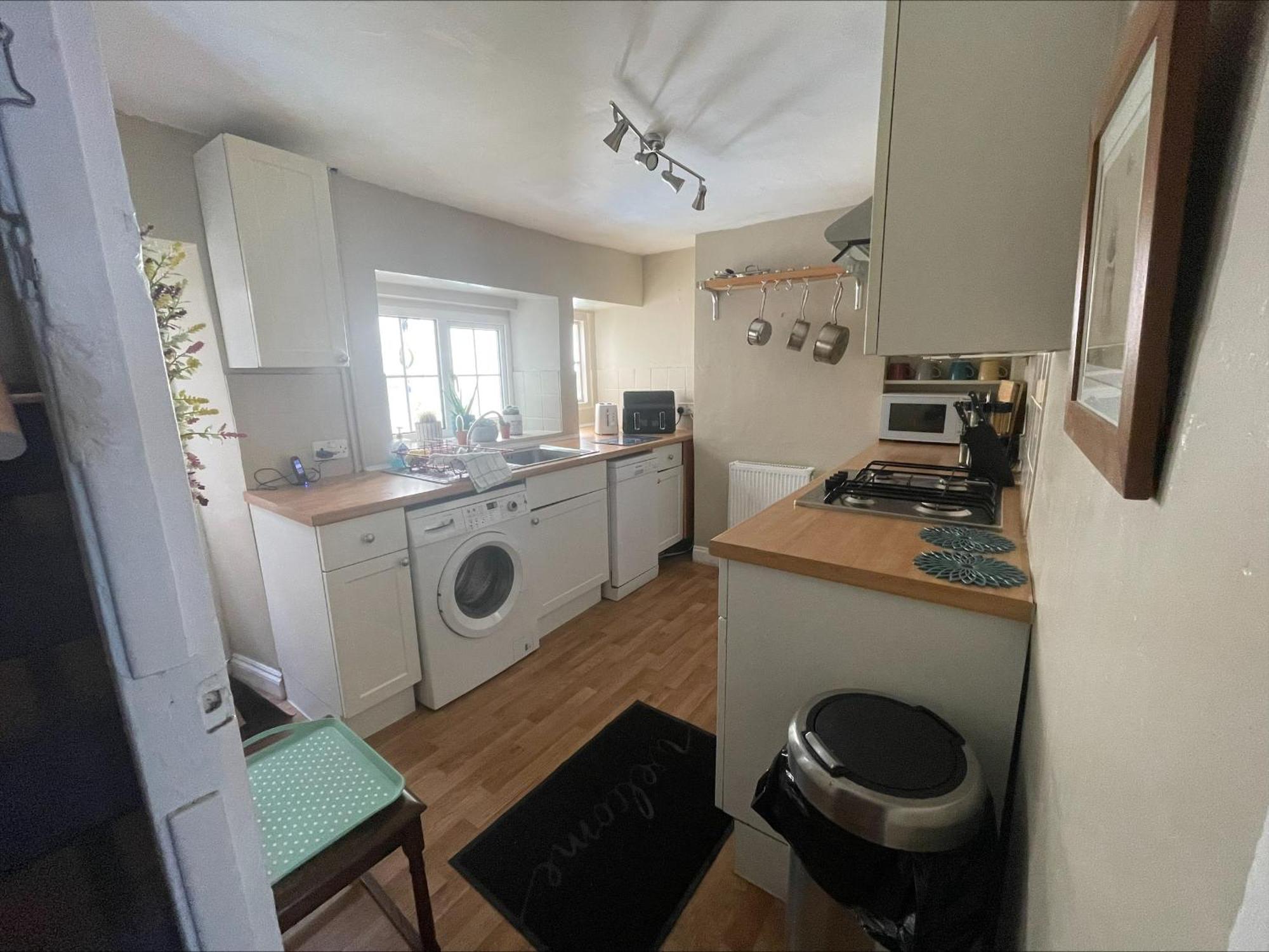 Beautiful Townhouse Next To Royal Victoria Park And Botanical Gardens Within Easy Walking Distance To Bath City Centre エクステリア 写真