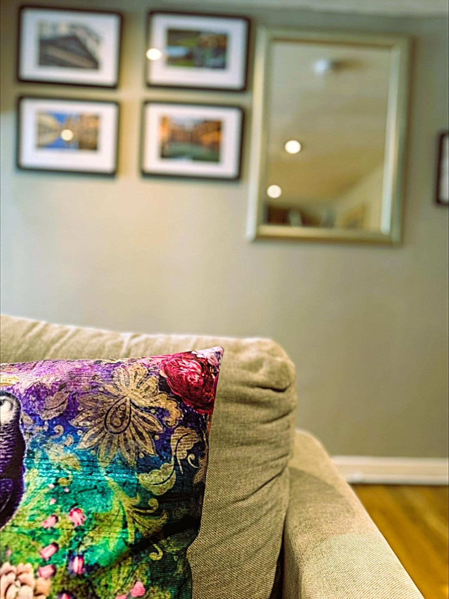 Beautiful Townhouse Next To Royal Victoria Park And Botanical Gardens Within Easy Walking Distance To Bath City Centre エクステリア 写真
